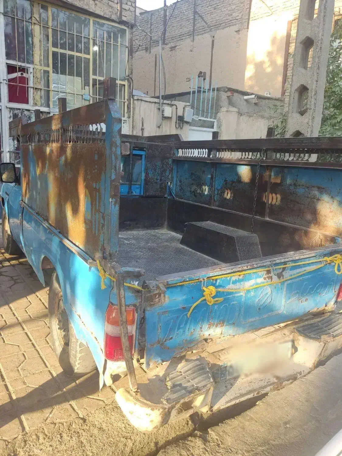 نیسان فرسوده تناژ 3800|خودرو سواری و وانت|مشهد, ایثارگران|دیوار