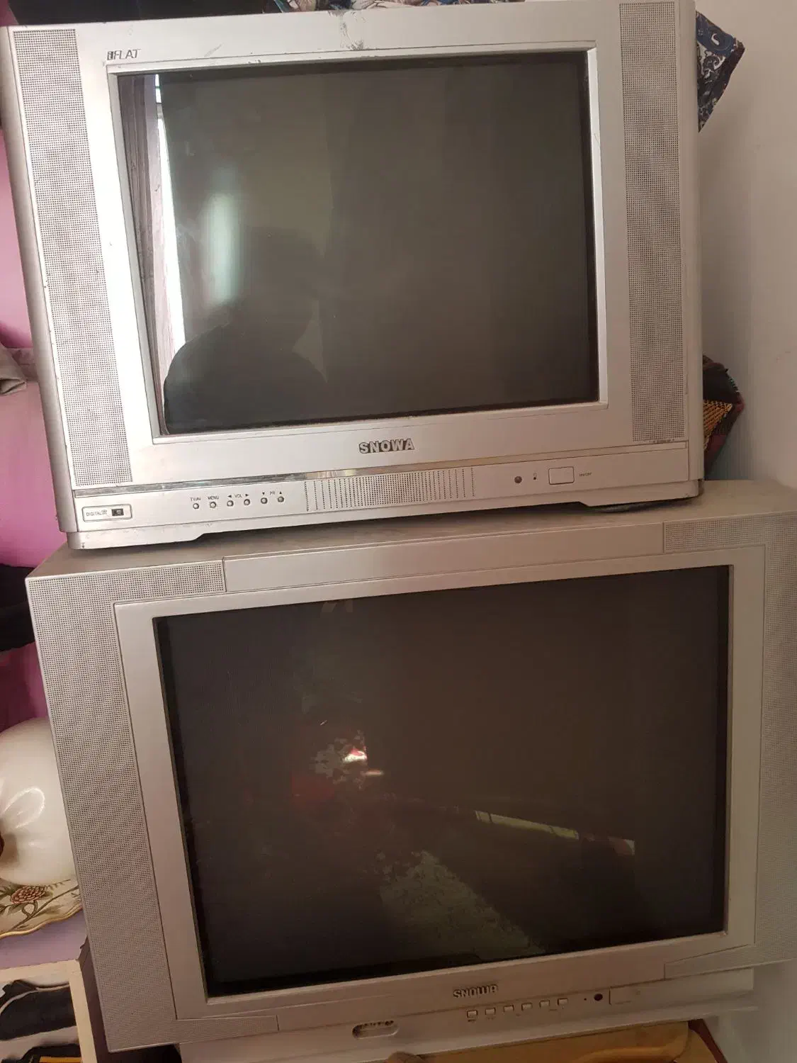 تلوزیونی|تلویزیون و پروژکتور|نقده, |دیوار