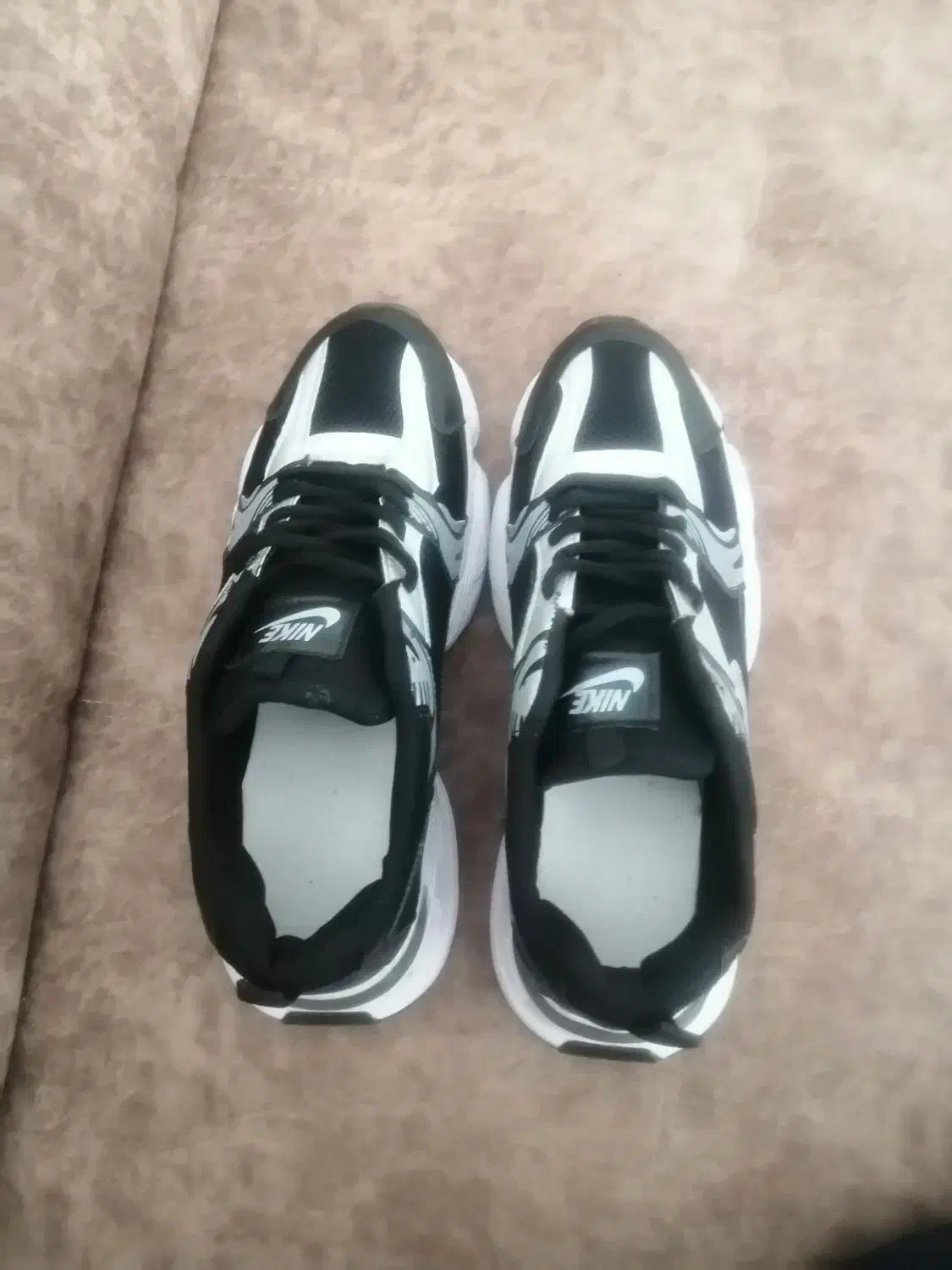 کفش نو اسپورت مردانه|کیف، کفش، کمربند|بانه, |دیوار