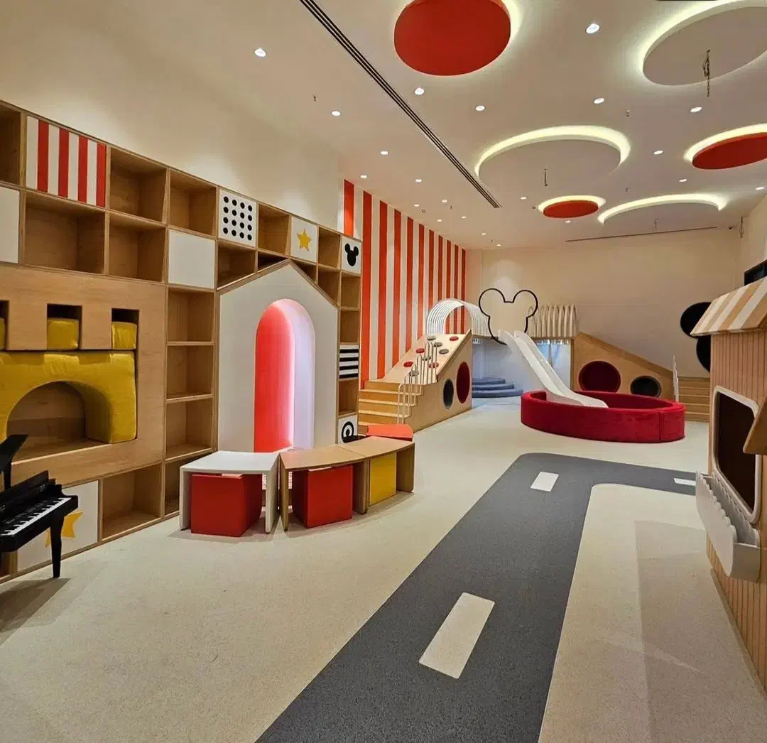 اجاره ۳۲۰ متر فرمانیه/عمارتی مجلل/هتلینگ ۵ ستاره