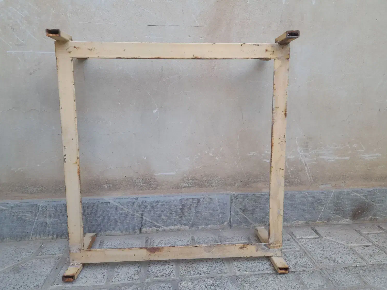 چهار پایه و غیره|حراج|اسدآباد, |دیوار