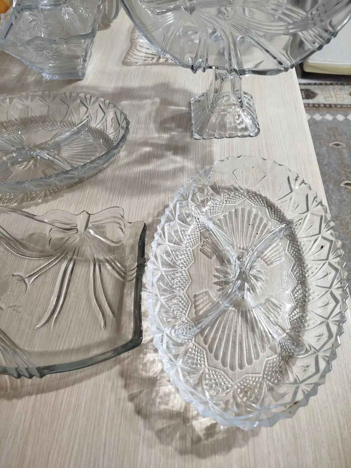 تعداد وسایل پذیرایی|سرویس روتختی|لاهیجان, کوی زمانی|دیوار