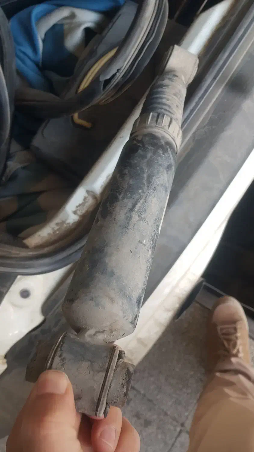 کمک پژو عقب|قطعات یدکی و لوازم جانبی|نیشابور, کردها|دیوار