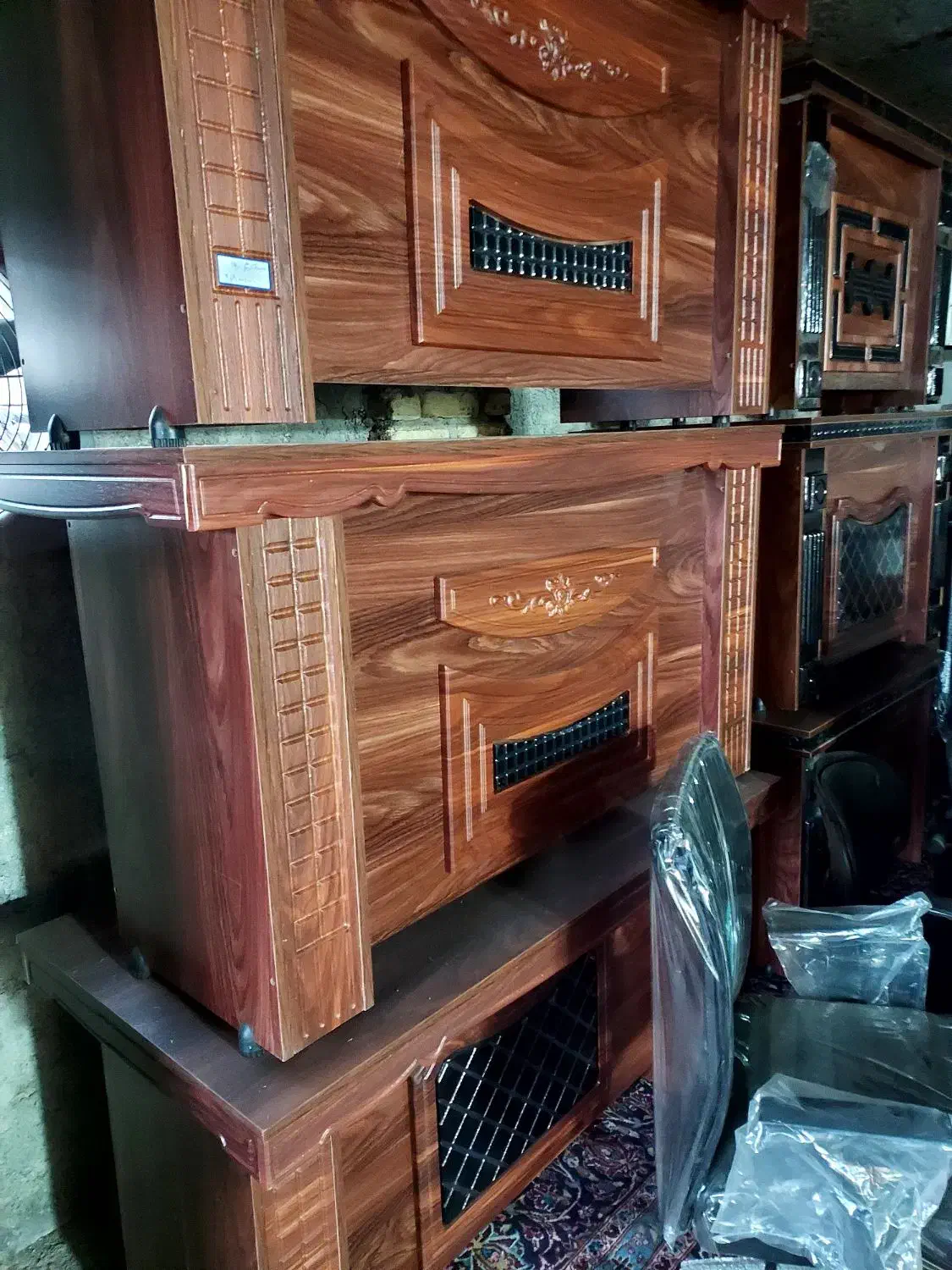 میز اداری پایه مکعبی سفارش خودمه اندازه های مختلف|دفتر کار|کرمانشاه, |دیوار