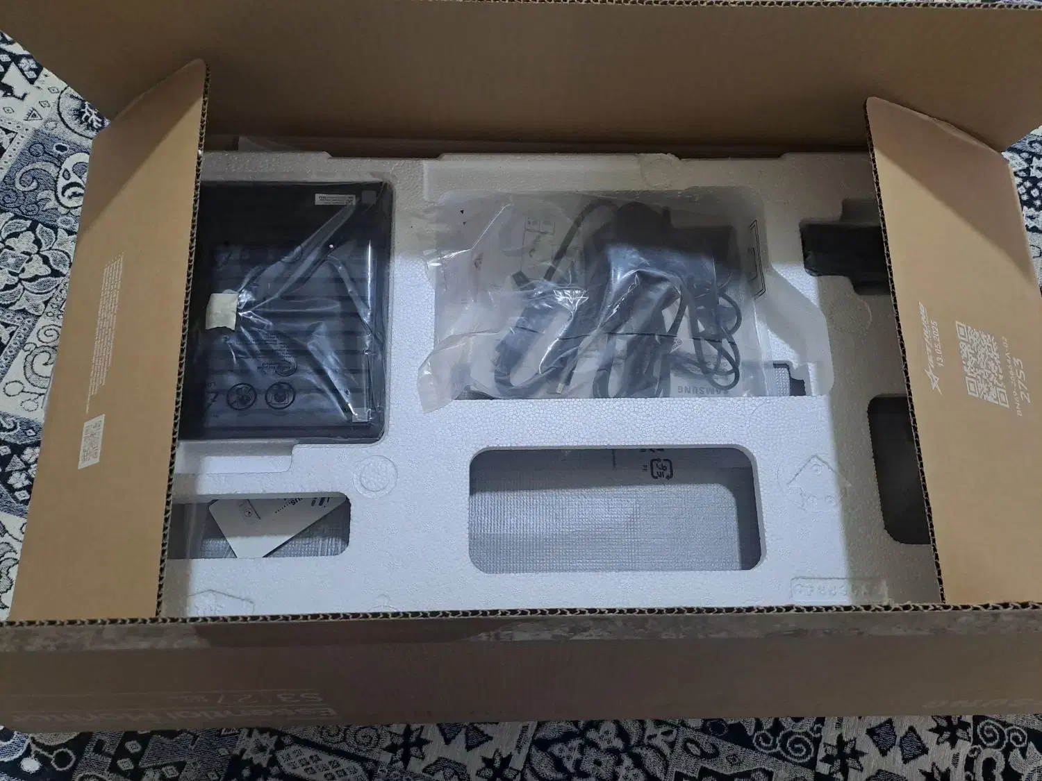 مانیتور ۲۷ اینچ سامسونگ|قطعات و لوازم جانبی رایانه|تهران, سلسبیل جنوبی|دیوار