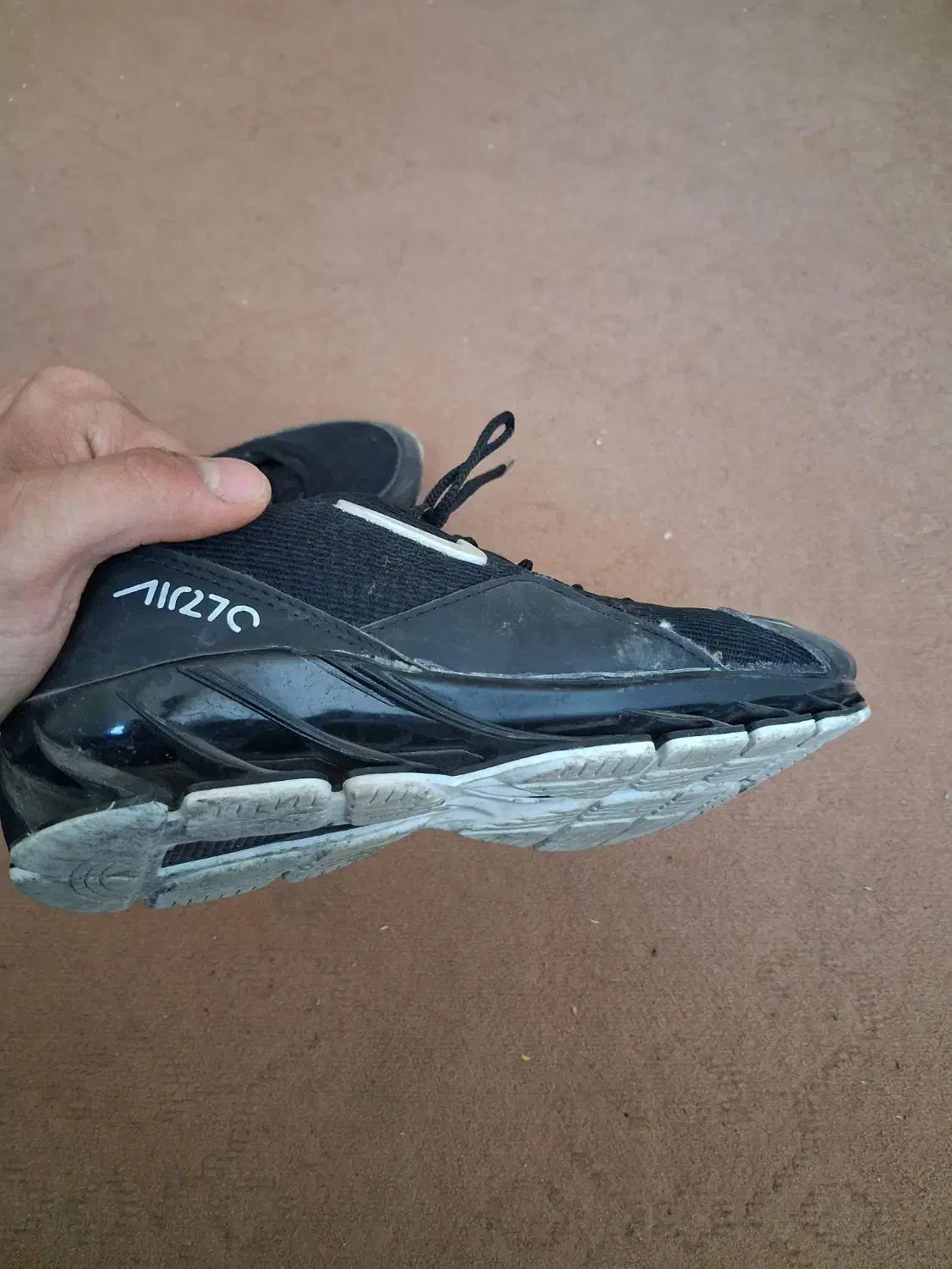 کتانی|کیف، کفش، کمربند|اردبیل, |دیوار