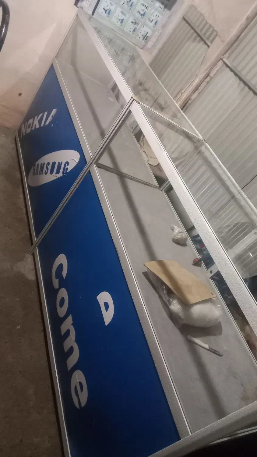 میز|میز تحریر و کامپیوتر|میاندوآب, |دیوار