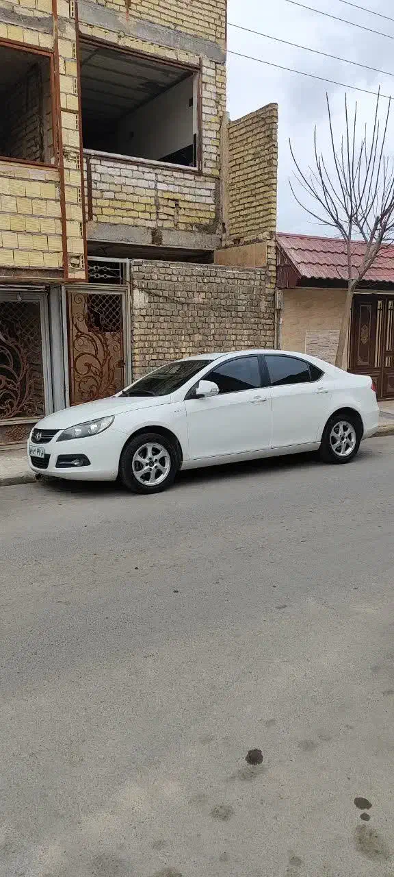 جک سواری j5|خودرو سواری و وانت|قم, ولیعصر|دیوار