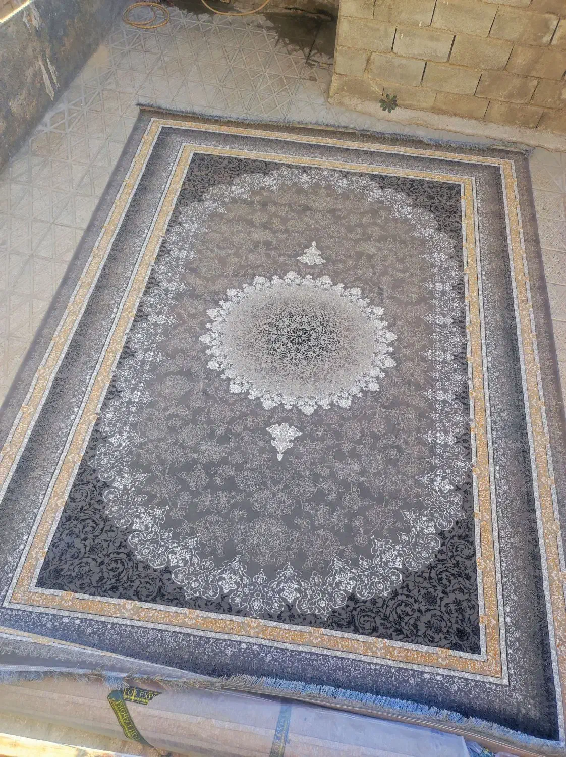 یک جفت قالی 700 شانه 2500 تراکم آکبند فروش فوری|فرش|بجنورد, |دیوار