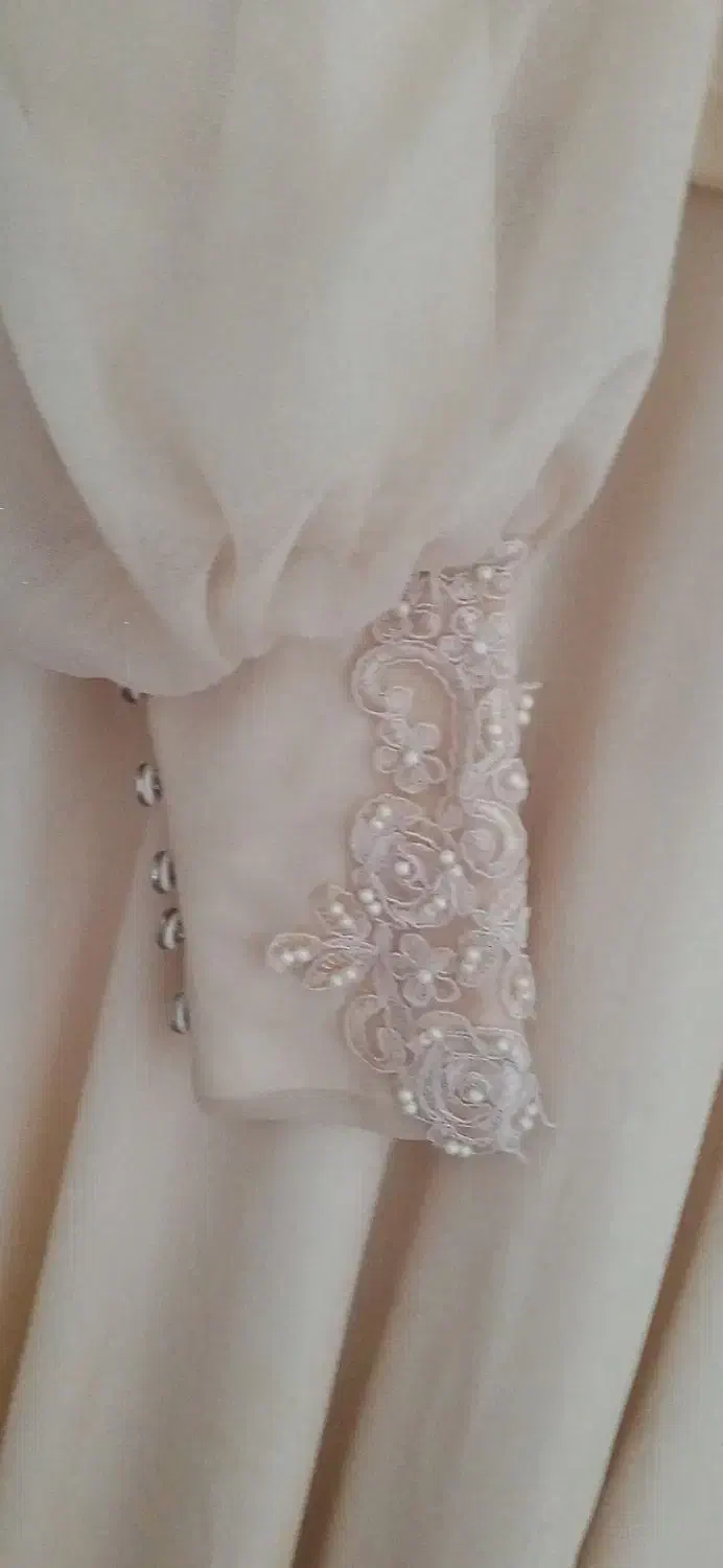 پیرهن مجلسی یکبار تن رفته|لباس|ملایر, |دیوار