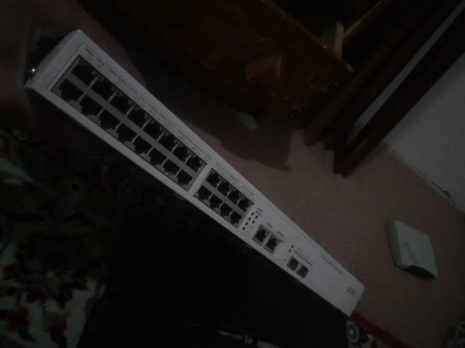 سویچ اداری و صنعتی شبکه ودوربین|دفتر کار|کرمانشاه, |دیوار