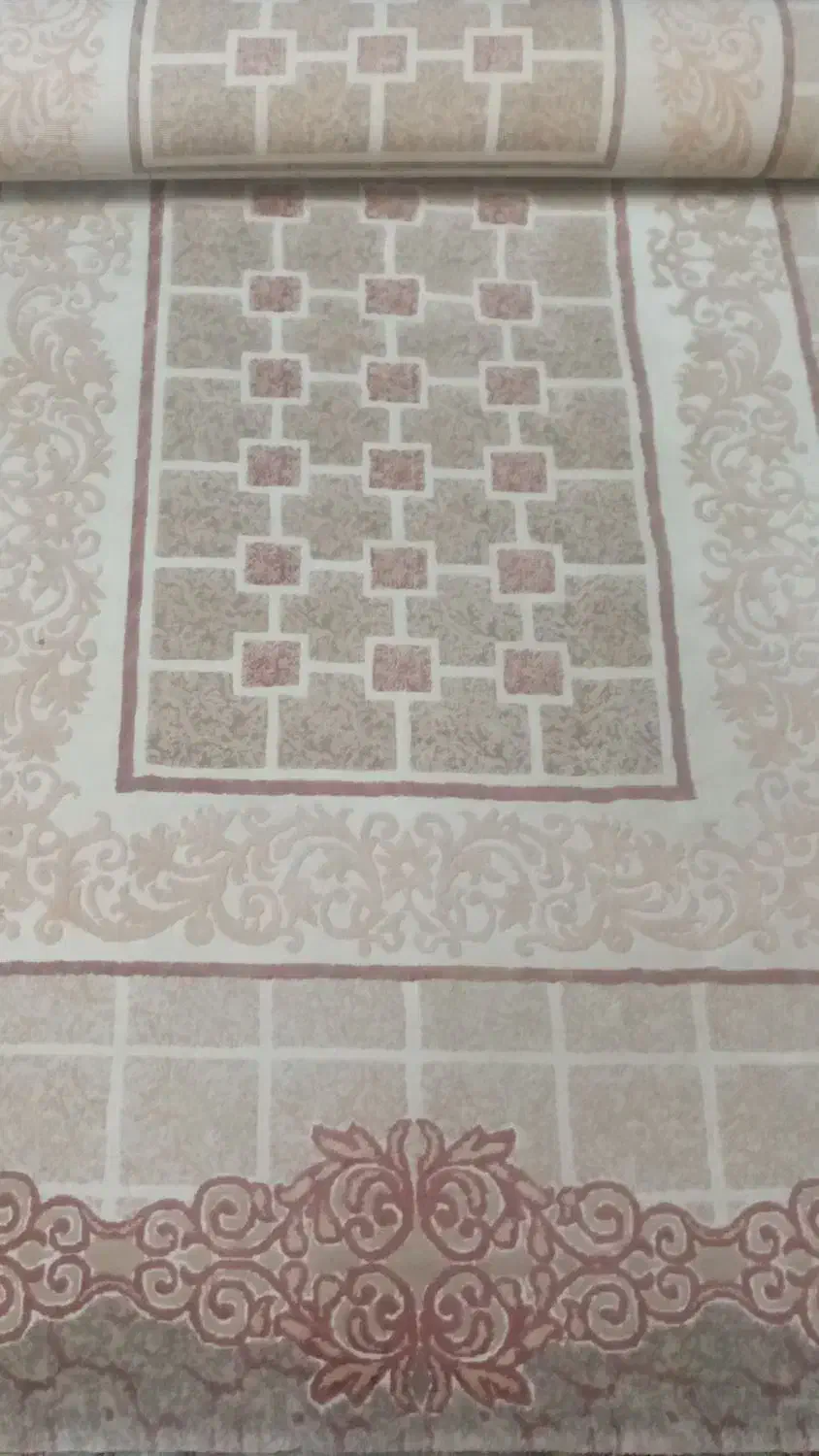 فرش|فرش|کرج, اصفهانی‌ها|دیوار