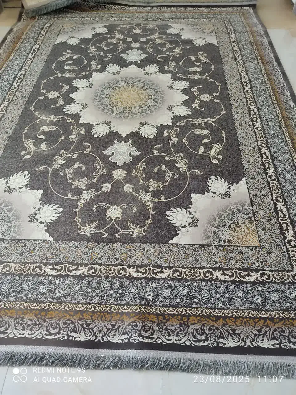 ۳عدد۹متری۱۲۰۰شانه تراکم ۳۶۰۰اصلی ۵۰درصدتخفیف|فرش|مشکیندشت, |دیوار