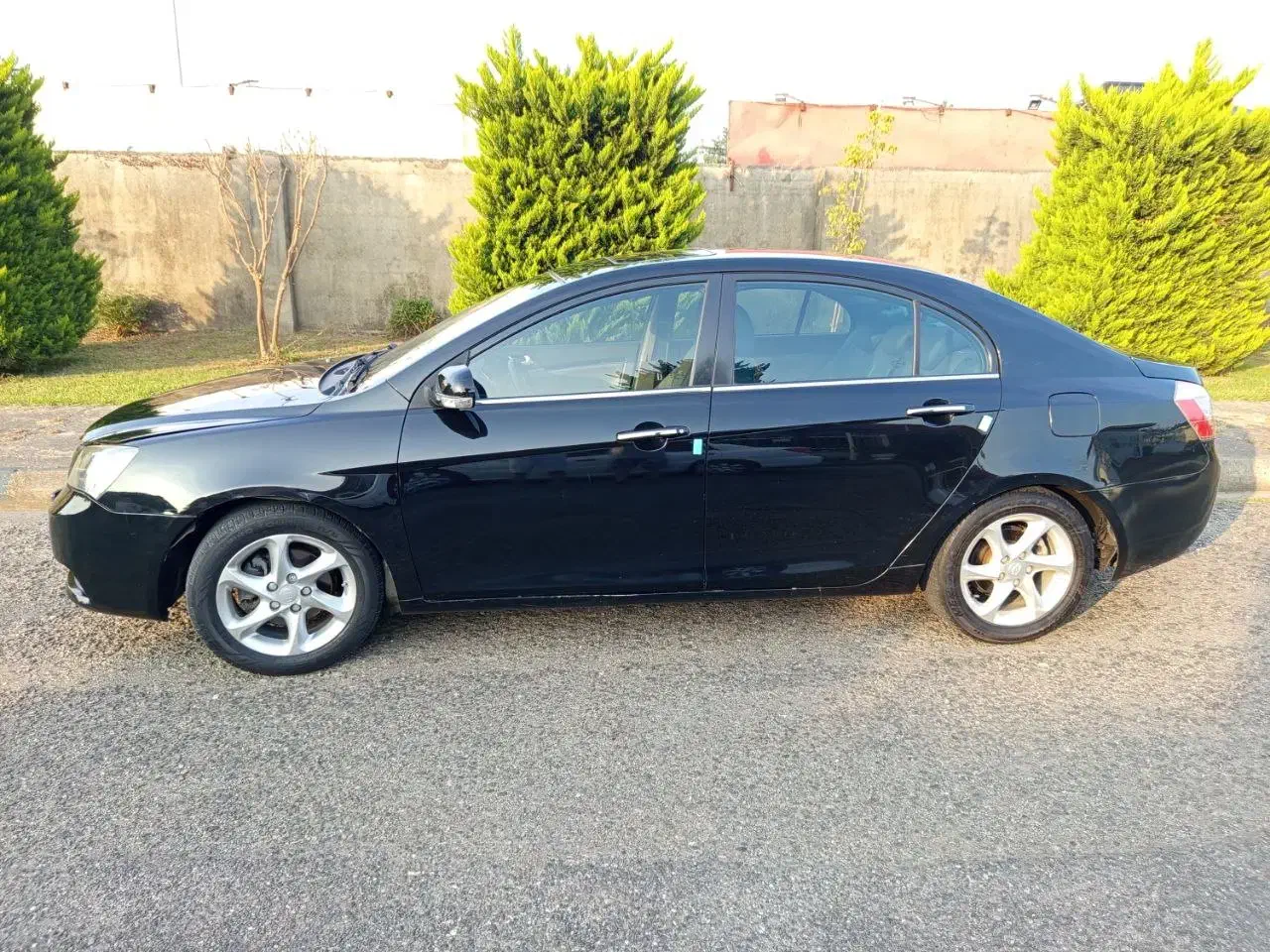 جیلی امگرند 7 یورو 4|خودرو سواری و وانت|بندر انزلی, معلم|دیوار