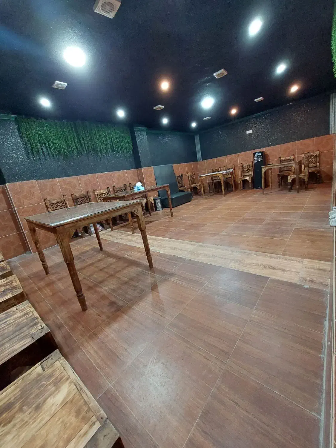 اجاره سالن برای جشن تولد نامزدی دورهمی|خدمات پذیرایی، مراسم|رشت, فرزانه|دیوار