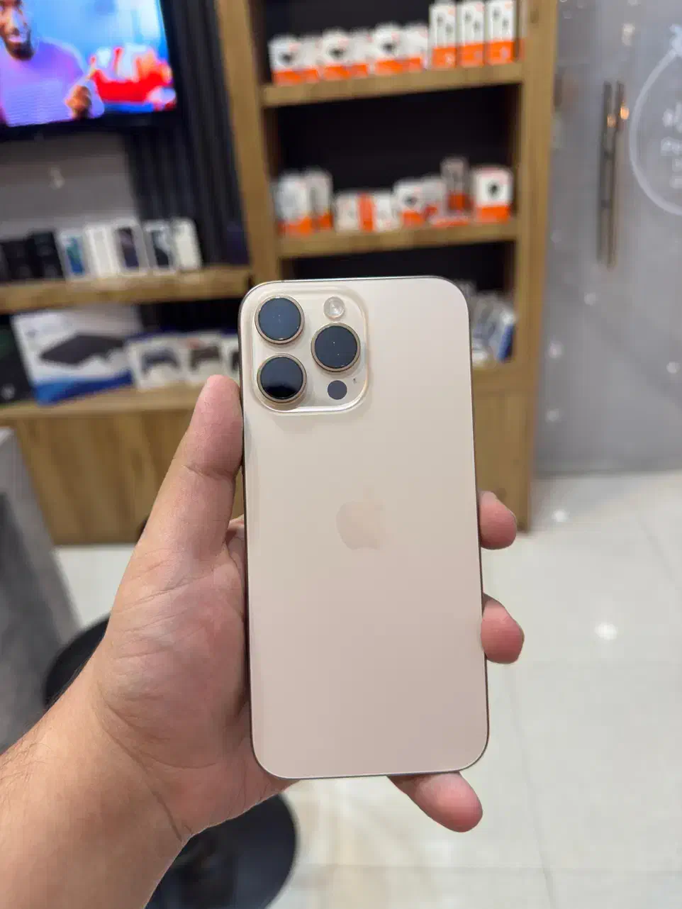 آیفون ۱۶ پرو مکس ۲۵۶ گیگ باطری ۱۰۰ درصد ZAA دوسیم|موبایل|مشهد, کوه سنگی|دیوار