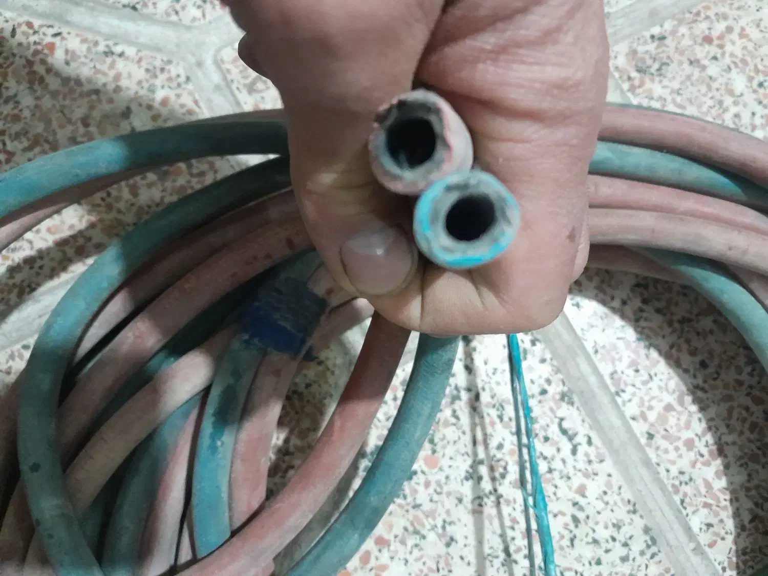 شلنگ|ابزارآلات|کرج, حصارک پایین|دیوار