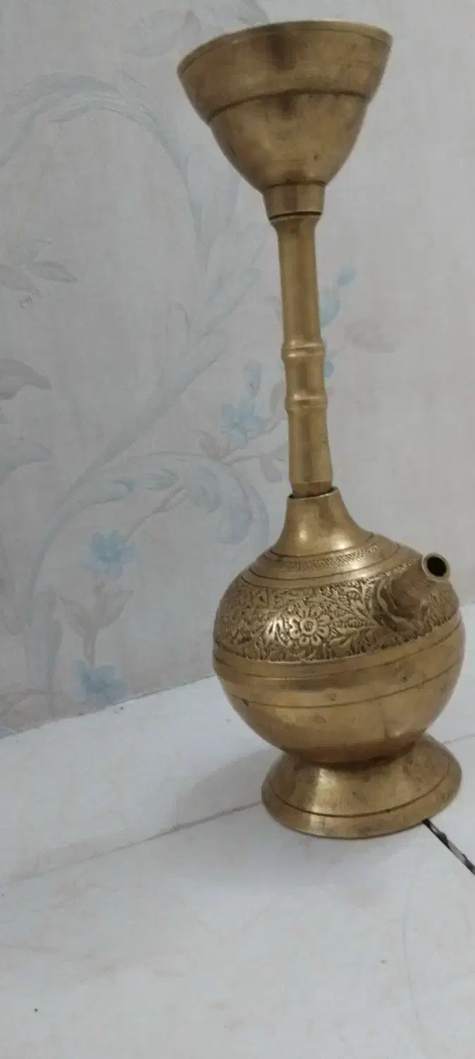 قلیون عتیقه شیک وکوچک|کلکسیون اشیاء عتیقه|مشهد, حسینآباد|دیوار