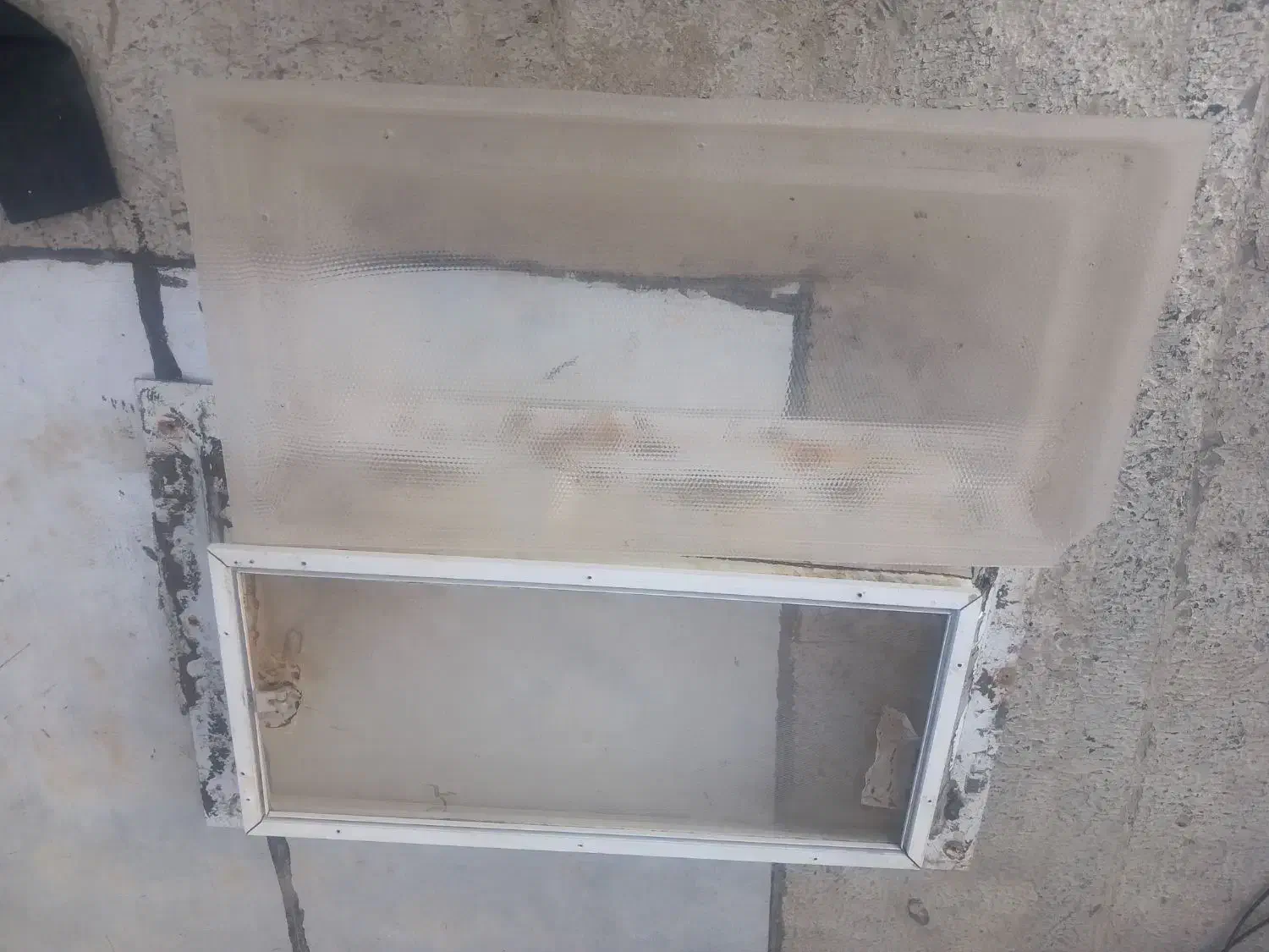 نورگیر|مصالح و تجهیزات ساختمان|بیجار, |دیوار