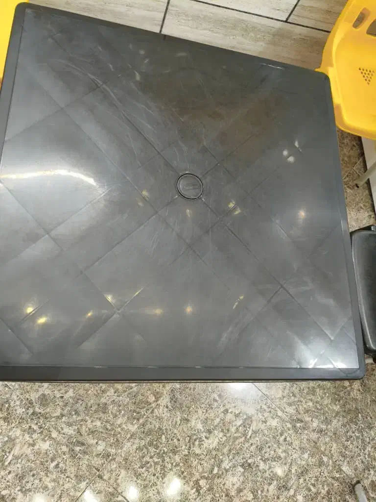 میز و صندلی پلاستیکی مارک ناصر|کافی‌شاپ و رستوران|لنگرود, |دیوار