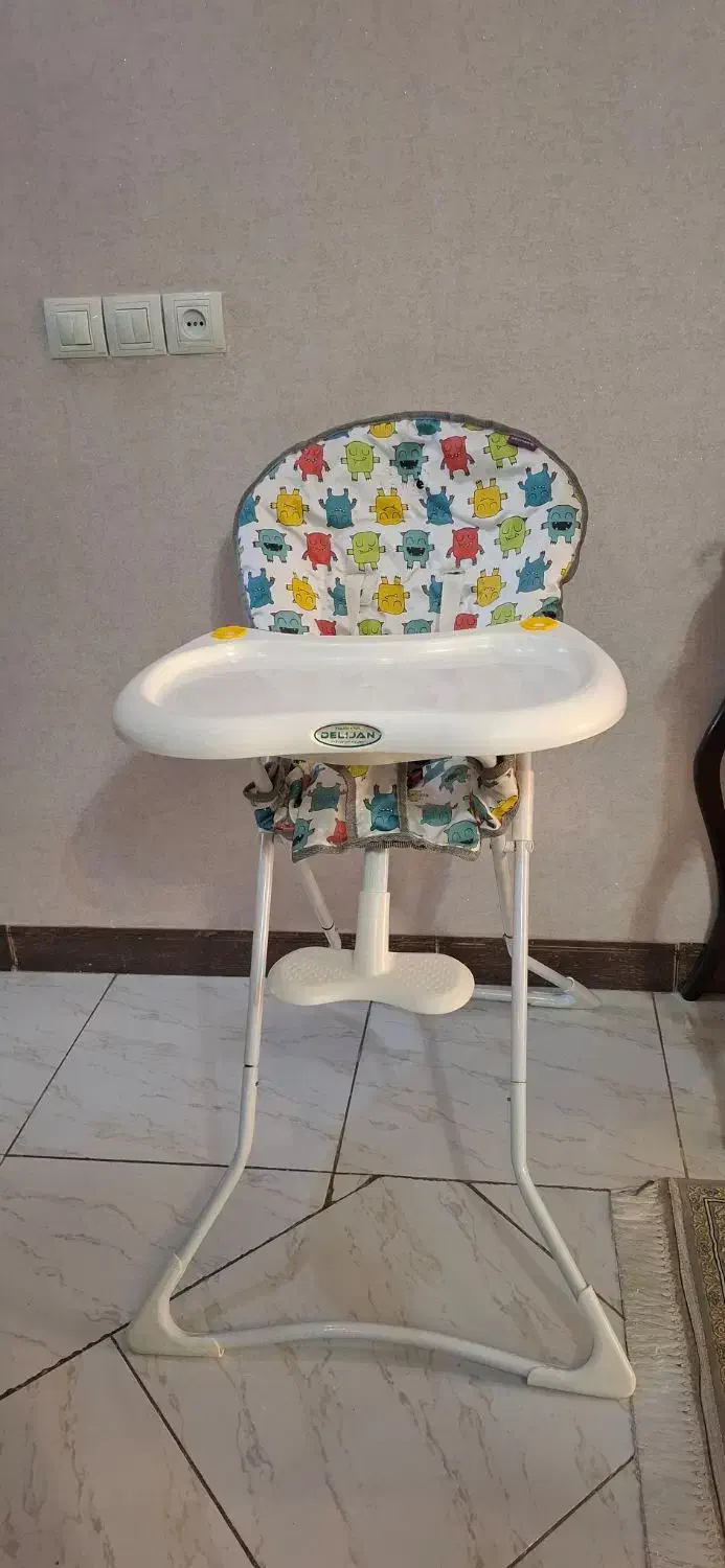 صندلی غذای کودک ، برند دلیجان|تخت و صندلی بچه|ورامین, ورامین|دیوار
