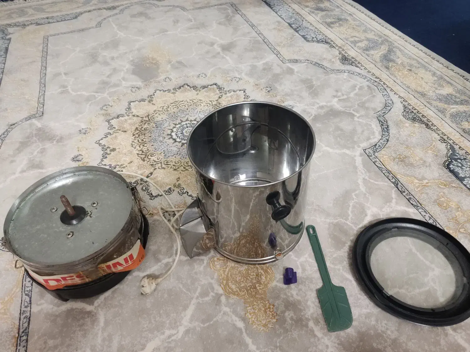 سبزی خرکن|خردکن، آسیاب، غذاساز|کاشان, عربها|دیوار