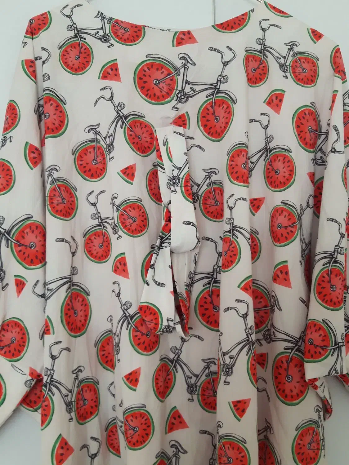 فروش شومیز|لباس|پرند, فاز ۶|دیوار