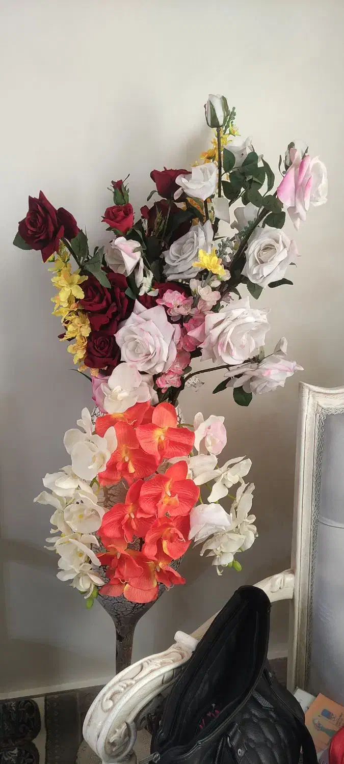 گلدان و گل مصنوعی|گل مصنوعی|تهران, والفجر (افسریه)|دیوار