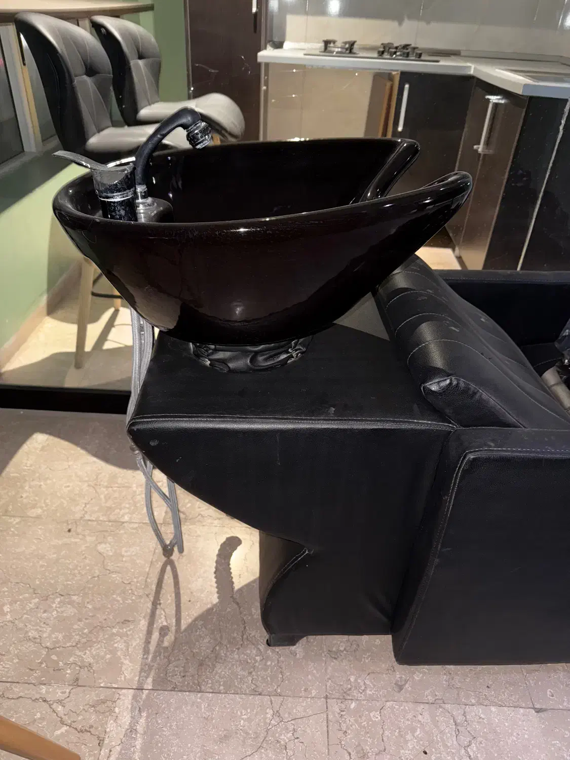 شامپو سرشور حرفهای مخصوص سالن زیبایی|آرایشگاه و سالنهای زیبایی|تهران, فرحزاد|دیوار