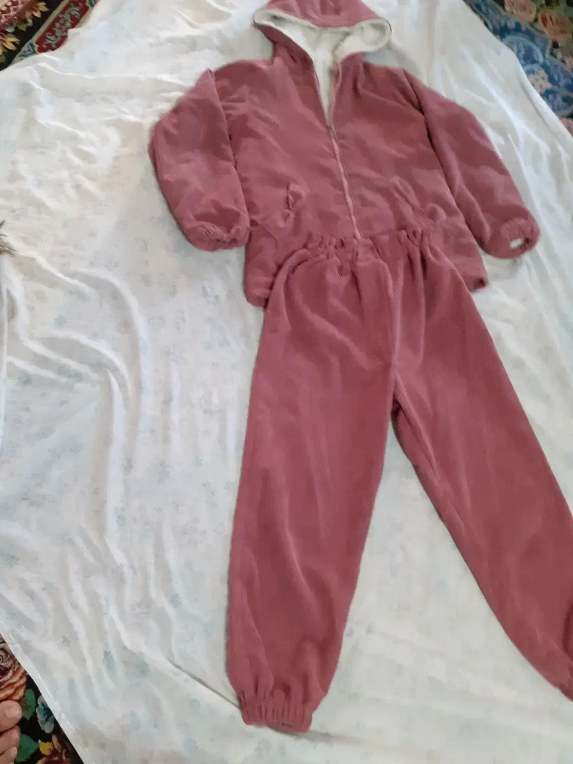 کاپشن و شلوار ست برای ۹ تا ۱۱ سال مخمل کبریتی|لباس|بیرجند, |دیوار