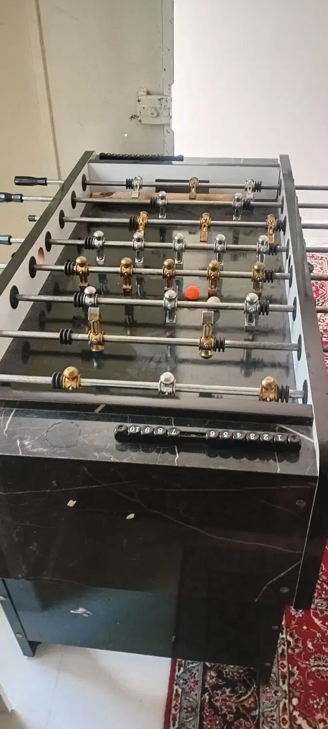 فوتبال دستی تمیز|تجهیزات ورزشی|سنقر, |دیوار