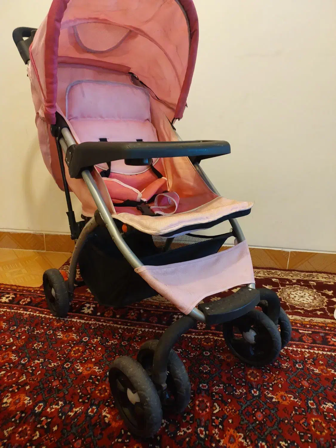 کالسکه بچه|کالسکه و لوازم جانبی|همدان, |دیوار