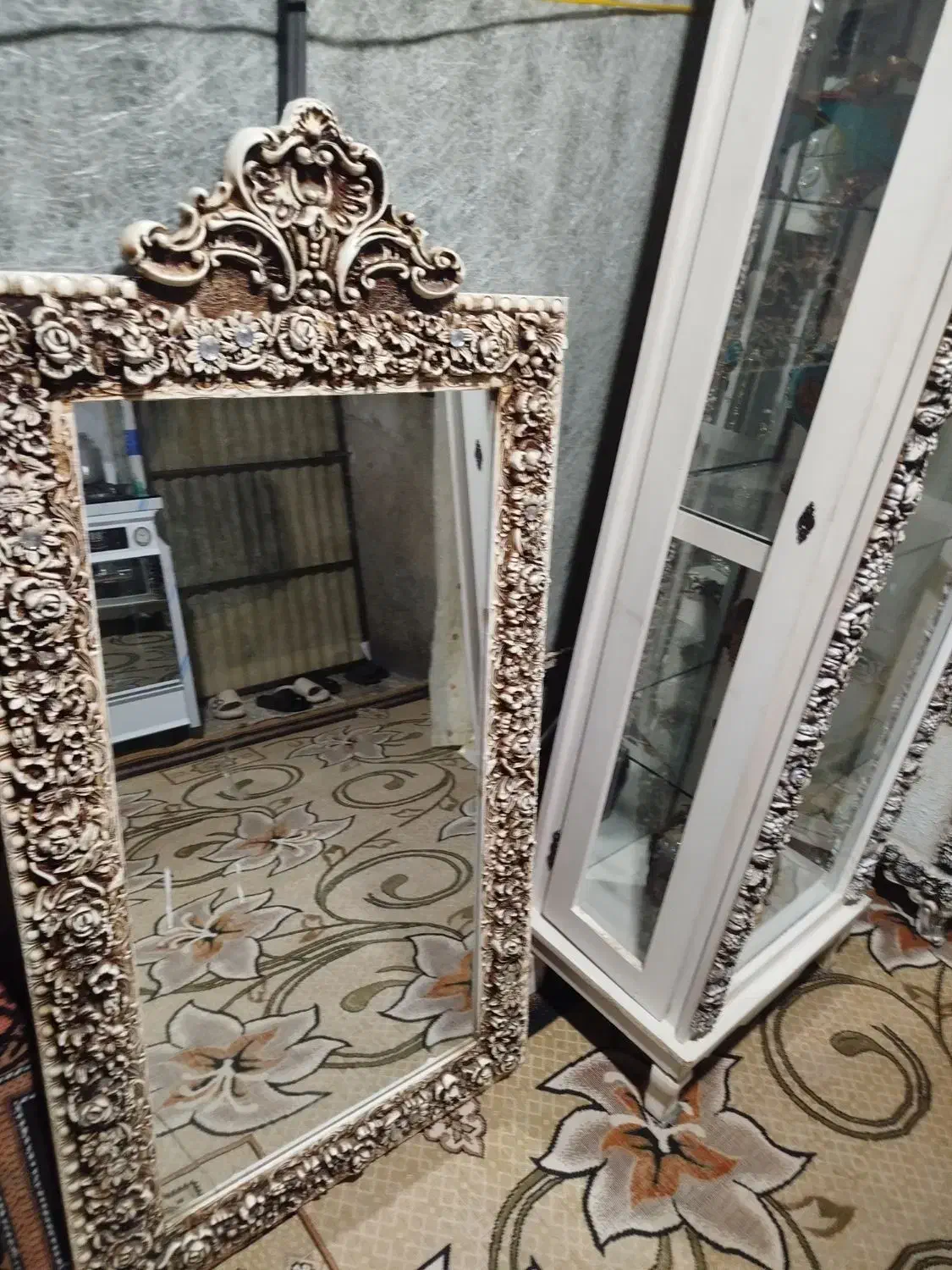 فروش ساعت بوفه و میز آینه با وسایل|بوفه، ویترین، کنسول|مریوان, |دیوار