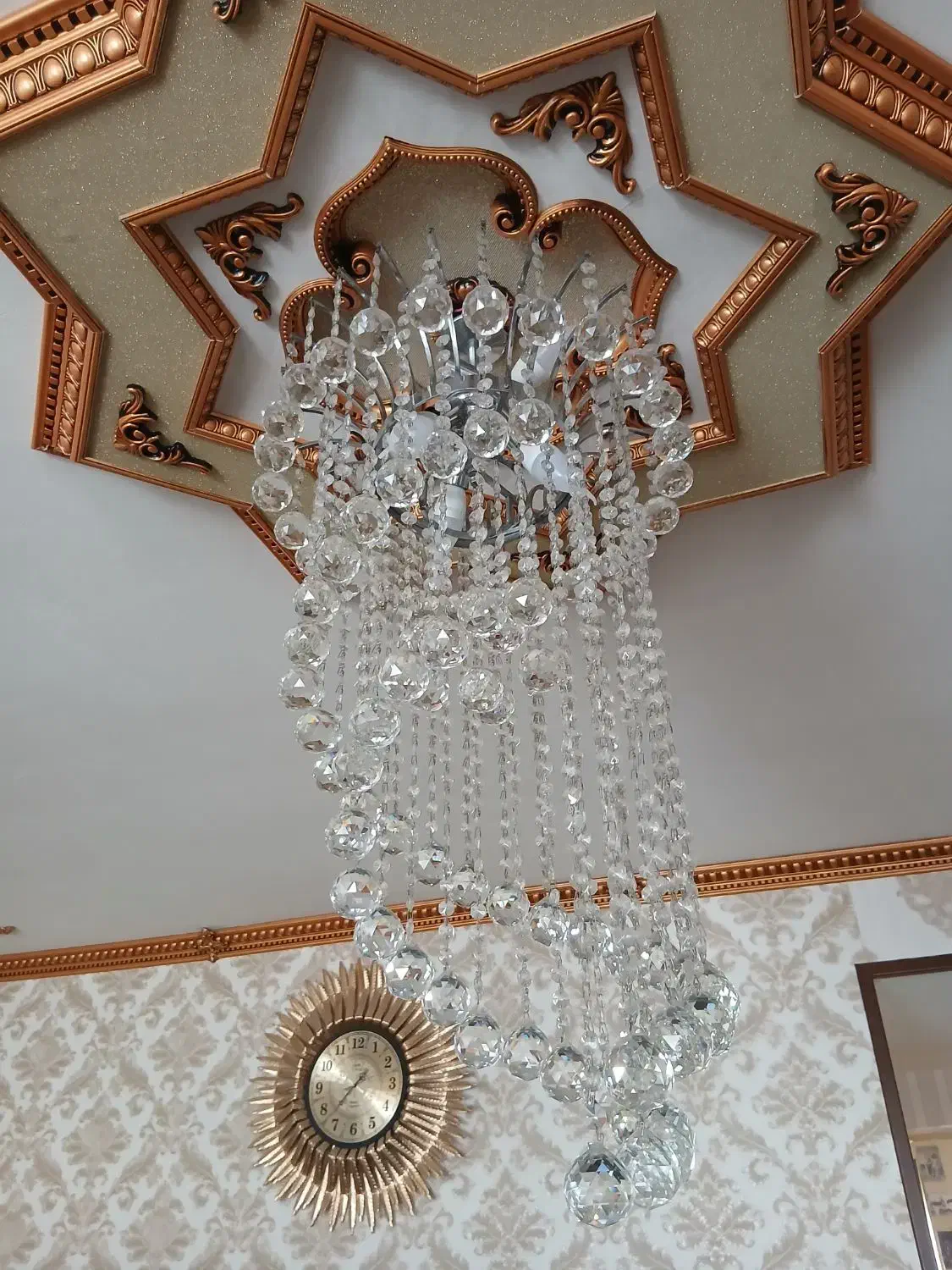 لوستر نو|لوستر و چراغ آویز|پرند, فاز ۴|دیوار