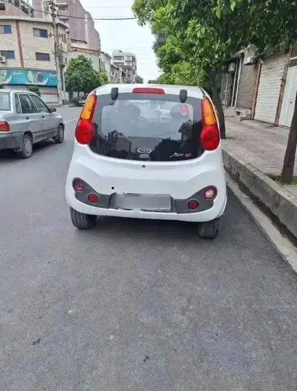 ام وی ام ۱۱۰ اس کامفورت|خودرو سواری و وانت|ساری, |دیوار