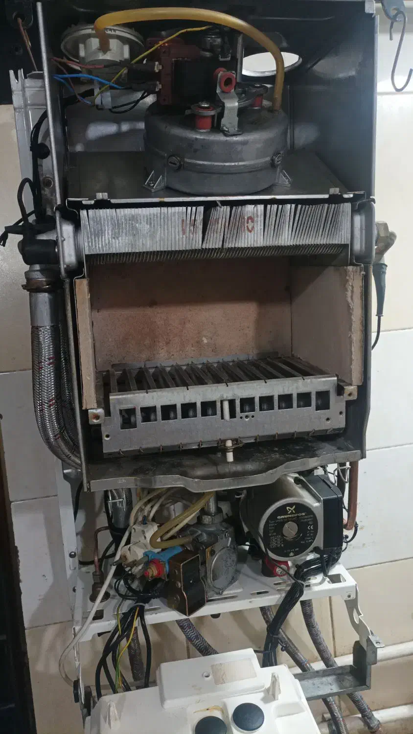 نصب و تعمیرات تخصصی پکیج و کولر گازی|خدمات پیشه و مهارت|شهریار, شهریار|دیوار