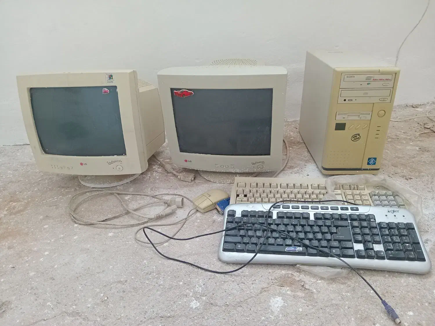 فروش دو عدد کامپیوتر ال‌جی قدیمی|رایانه رومیزی|یزد, |دیوار