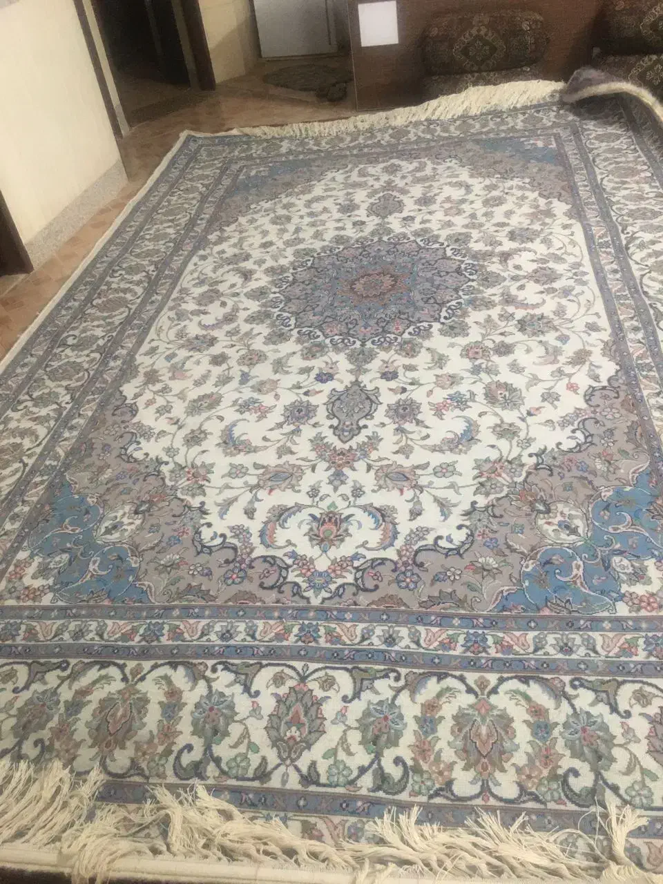 فرش دستبافت طرح بهار|فرش|یزد, |دیوار