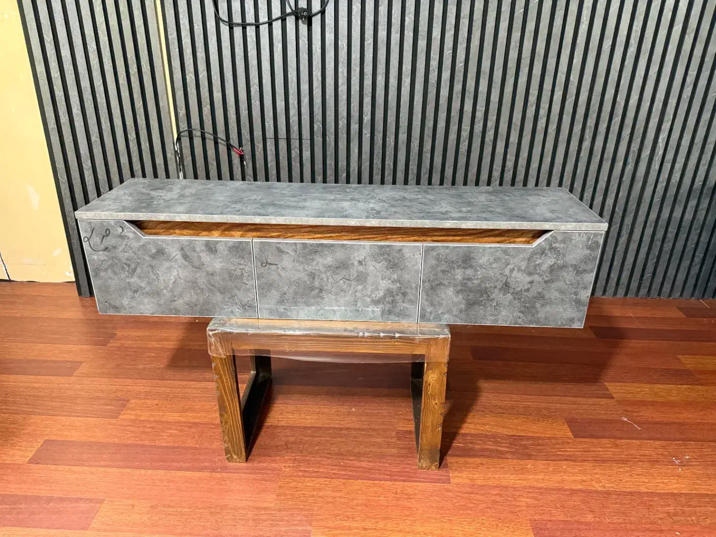 میز تلوزیون دیواری|میز تلویزیون|رودسر, |دیوار