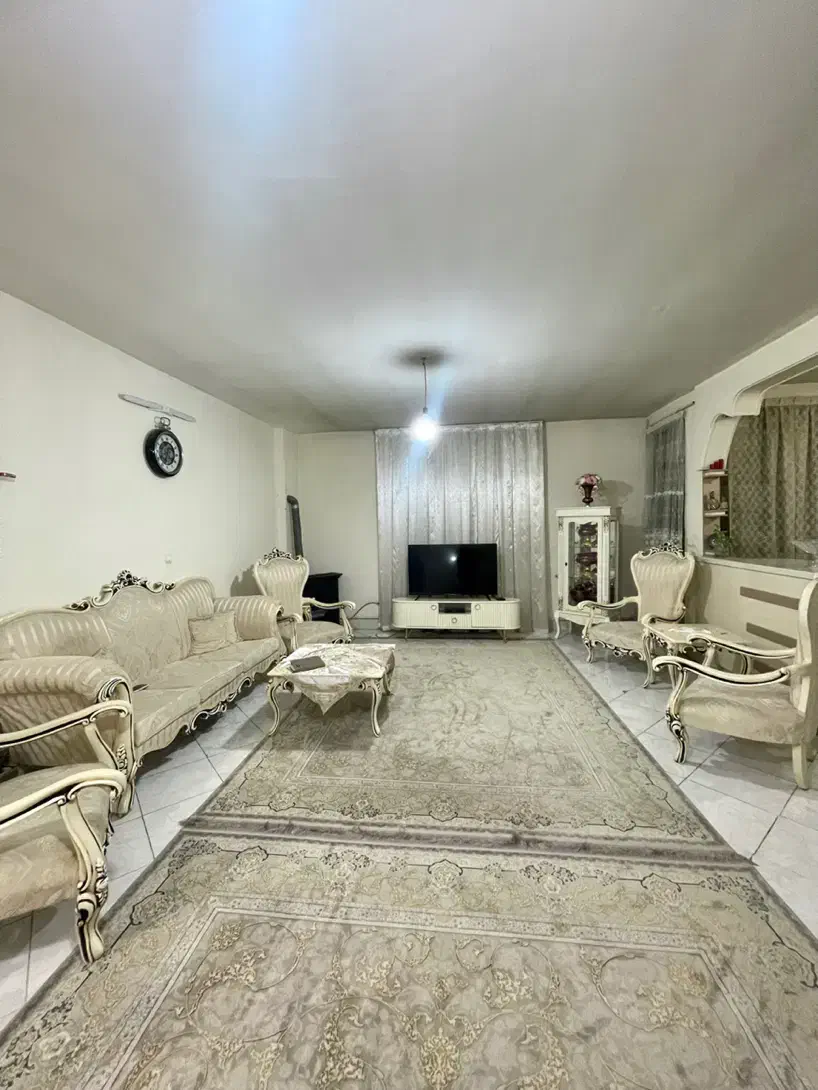 اجاره واحد ۹۰ متری ساختمان زیتون ۱|اجارهٔ آپارتمان|ورامین, ورامین|دیوار