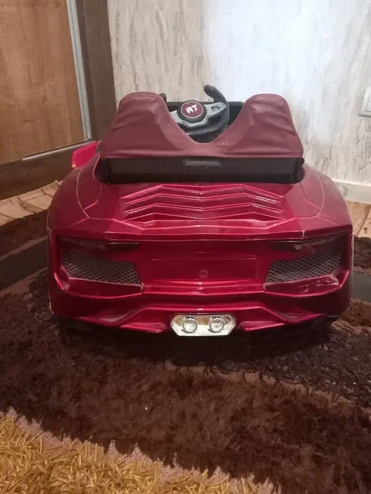 ماشین شارژی لامبورگینی|اسباب‌بازی بچه|سهند, |دیوار