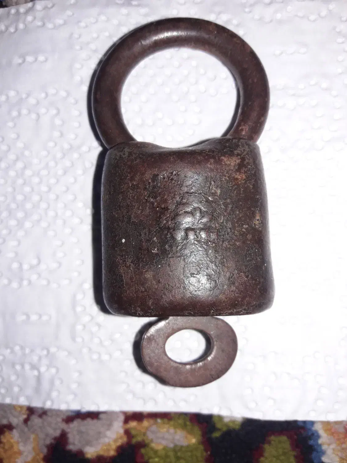 یک عدد قفل قدیمی سالم|کلکسیون اشیاء عتیقه|آزادشهر, |دیوار