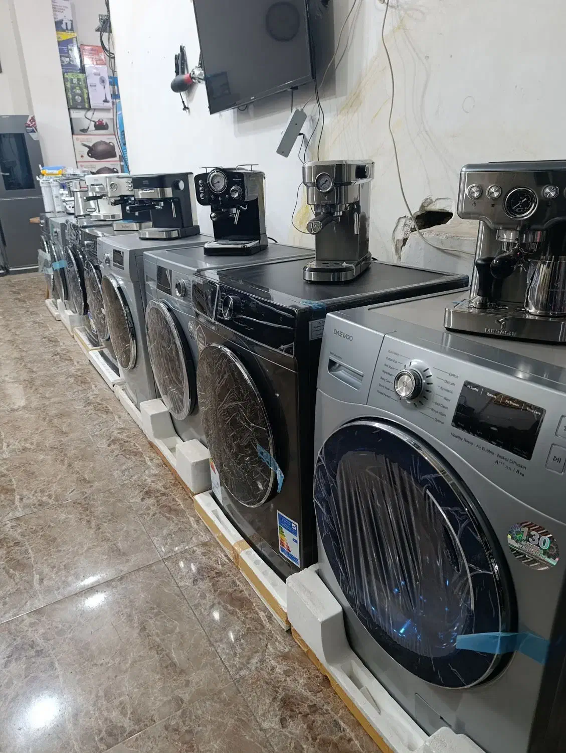 لباسشویی هشت کیلویی اقساط|ماشین لباسشویی و خشک‌کن لباس|قرچک, میرزائی شمالی|دیوار