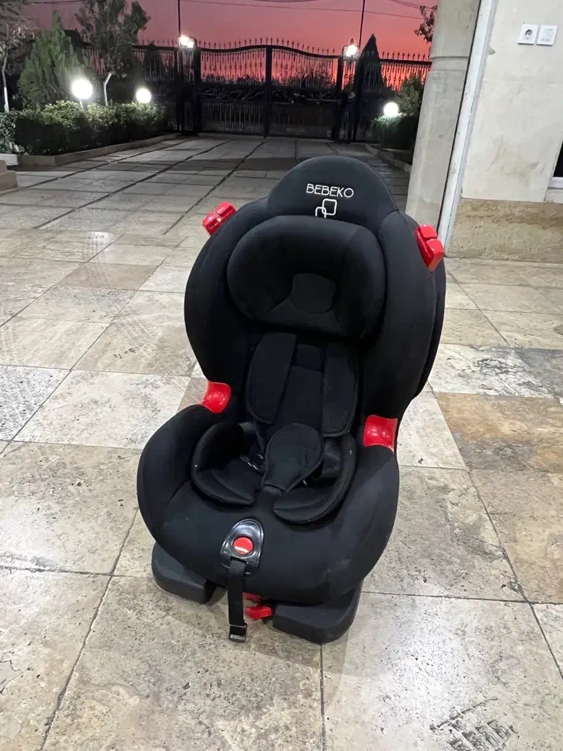 صندلی ماشین کودک|تخت و صندلی بچه|کرج, فاز ۳ مهرشهر|دیوار