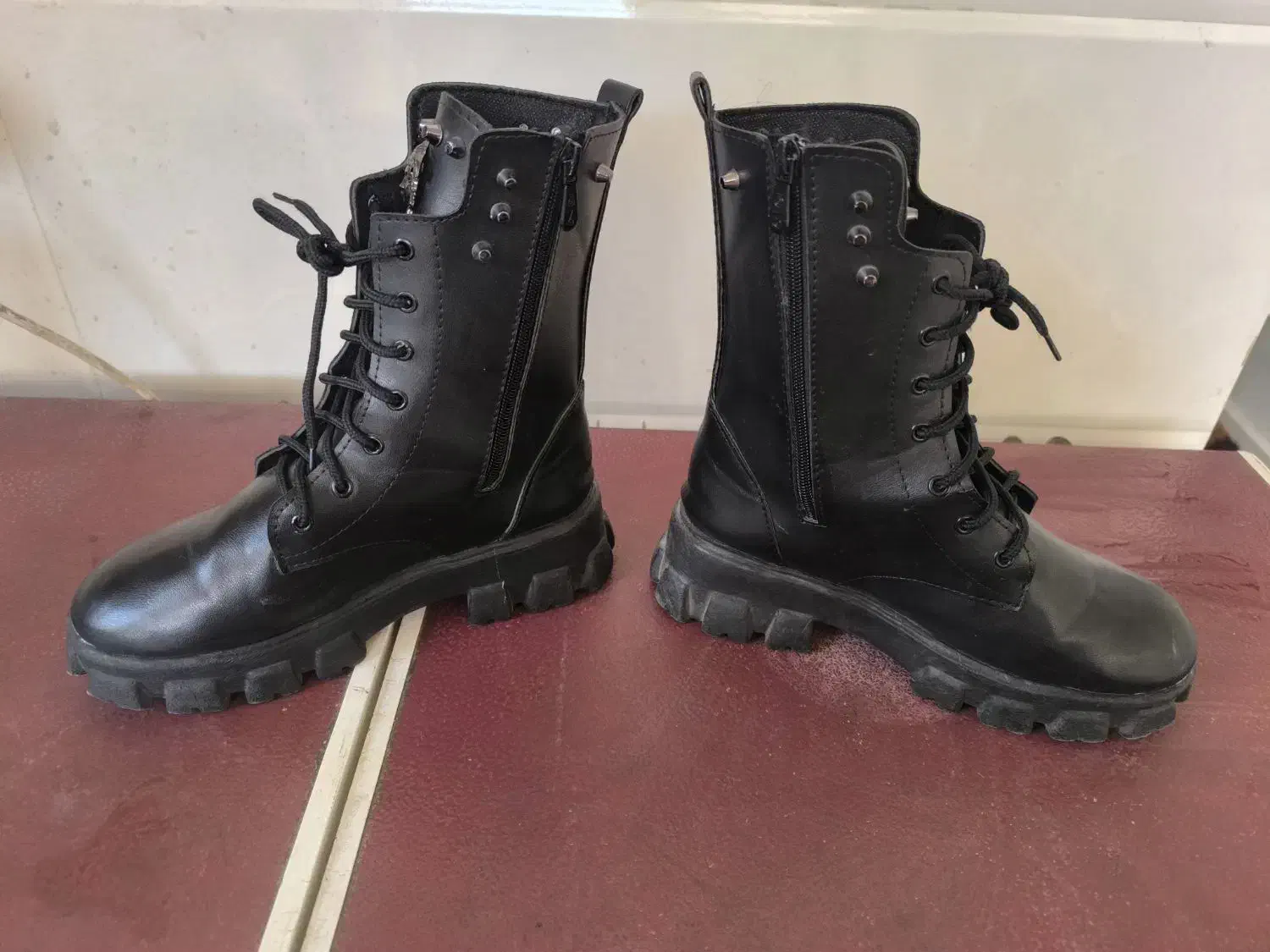 چکمه ها اولی نو هست|کفش و لباس بچه|شوش, |دیوار