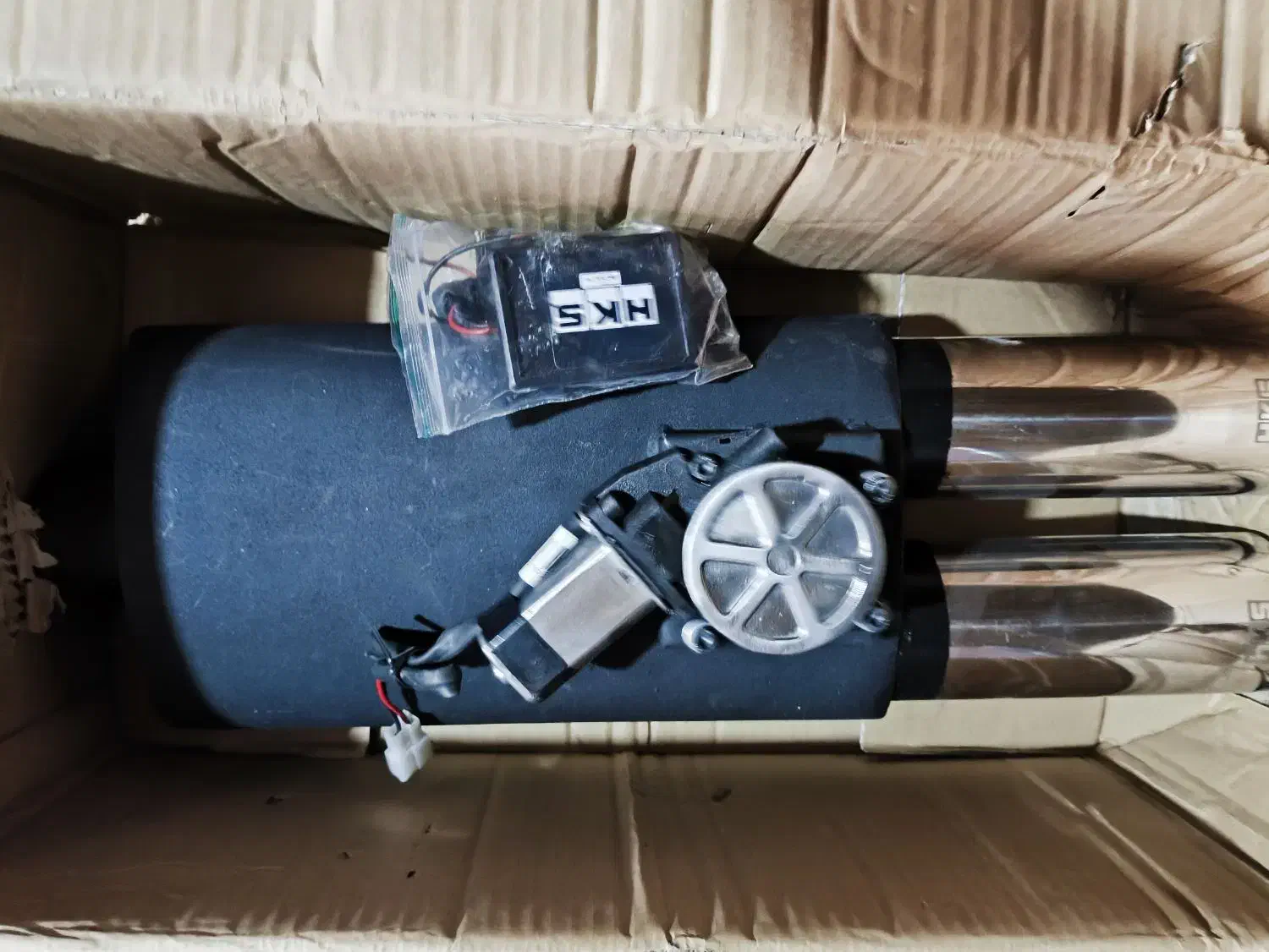 منبع دو لول ریموت دار مدل HKS|قطعات یدکی و لوازم جانبی|جوانرود, |دیوار