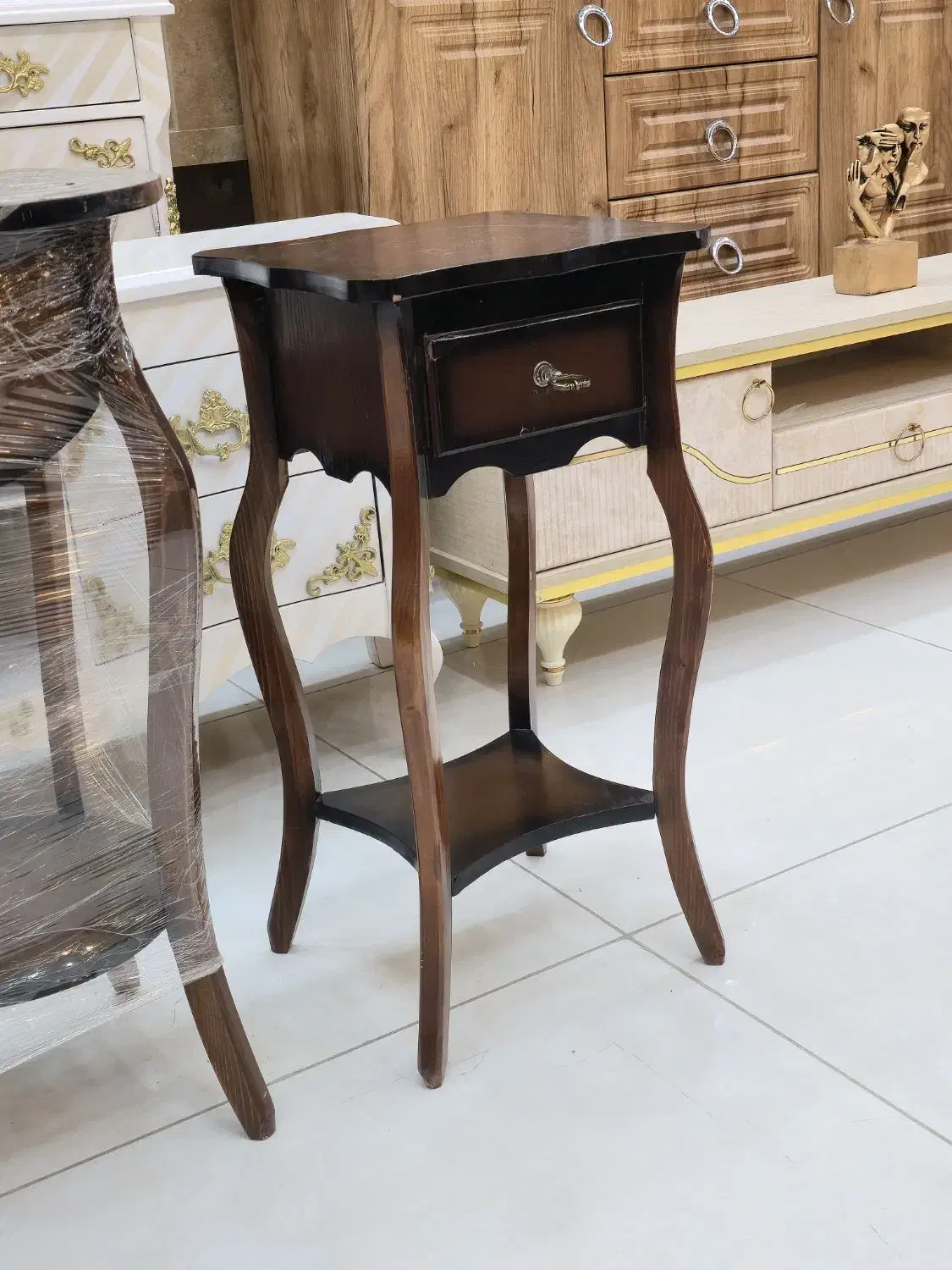 میز تلفن|میز تلفن|ارومیه, |دیوار