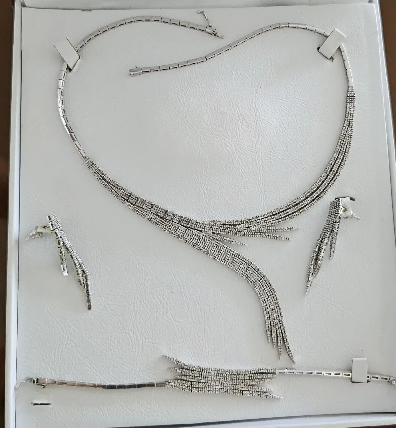 سرویس طلای جواهر لوکس|جواهرات|تبریز, |دیوار