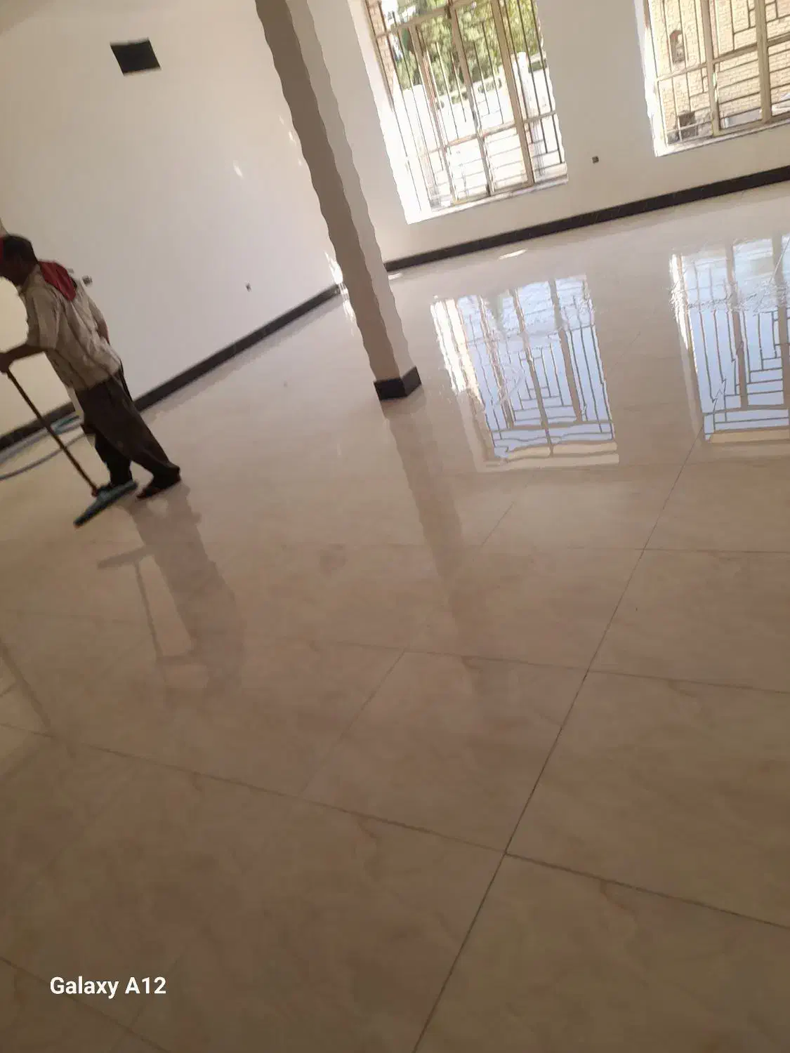 نظافت شستشوساختمان نیروی های خانم.آقاانجام میشه|خدمات نظافت|یاسوج, |دیوار