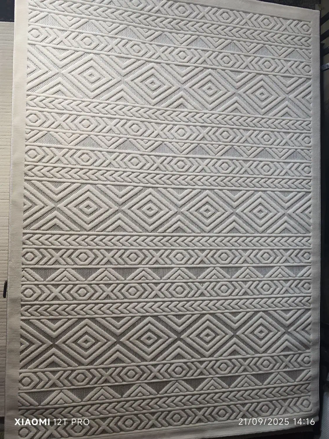 فرش مدرن لوپ بافت و مراکشی|فرش|تهران, سیروس|دیوار